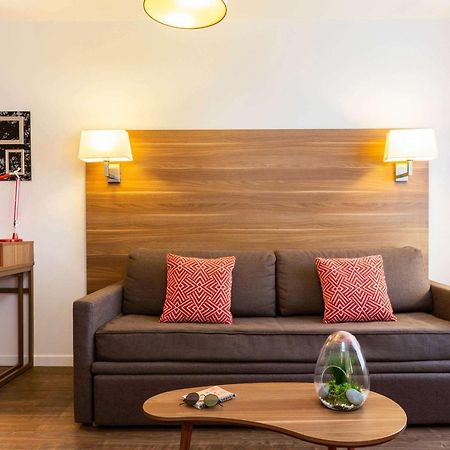 Aparthotel Adagio La Defense Courbevoie Bagian luar foto