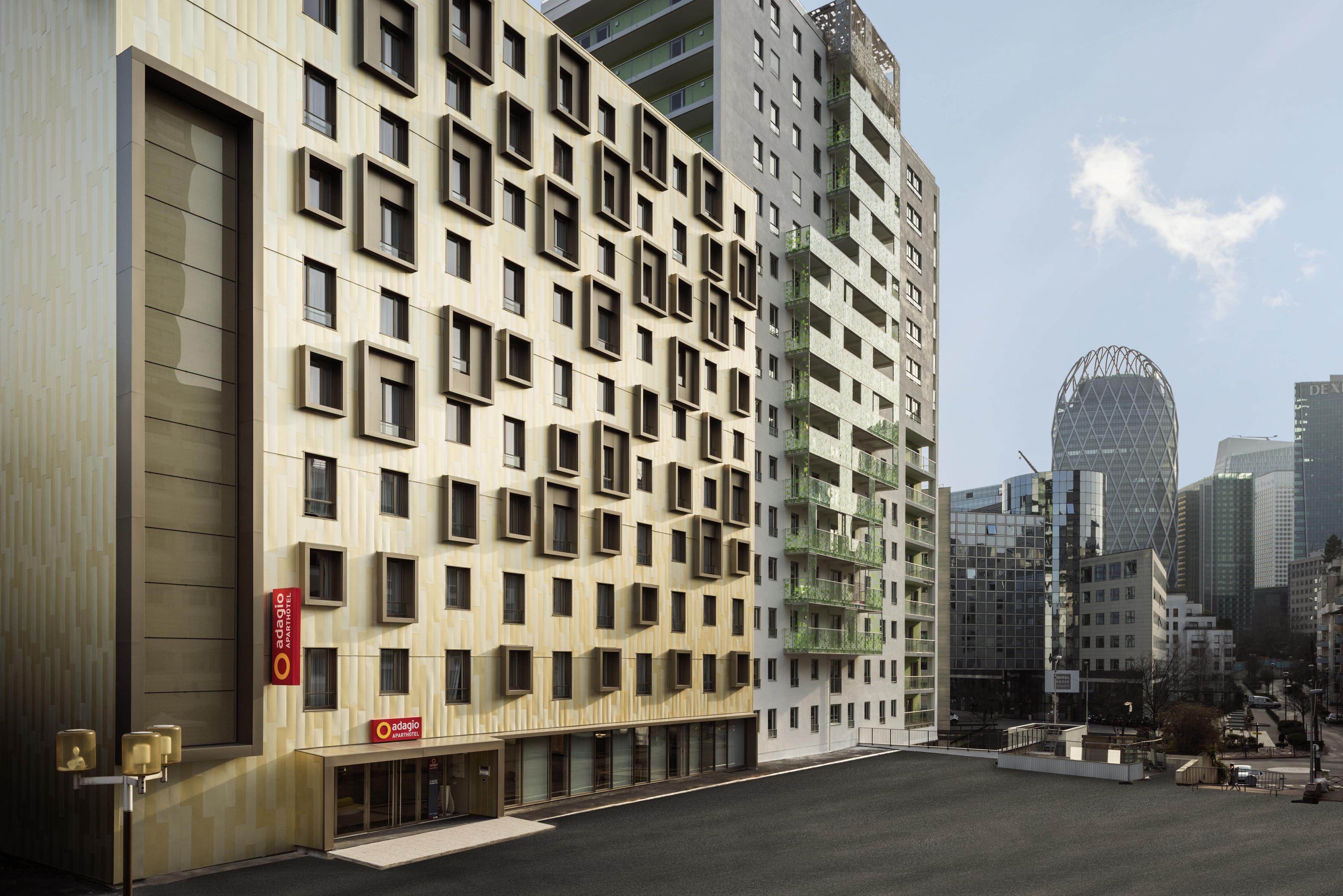 Aparthotel Adagio La Defense Courbevoie Bagian luar foto